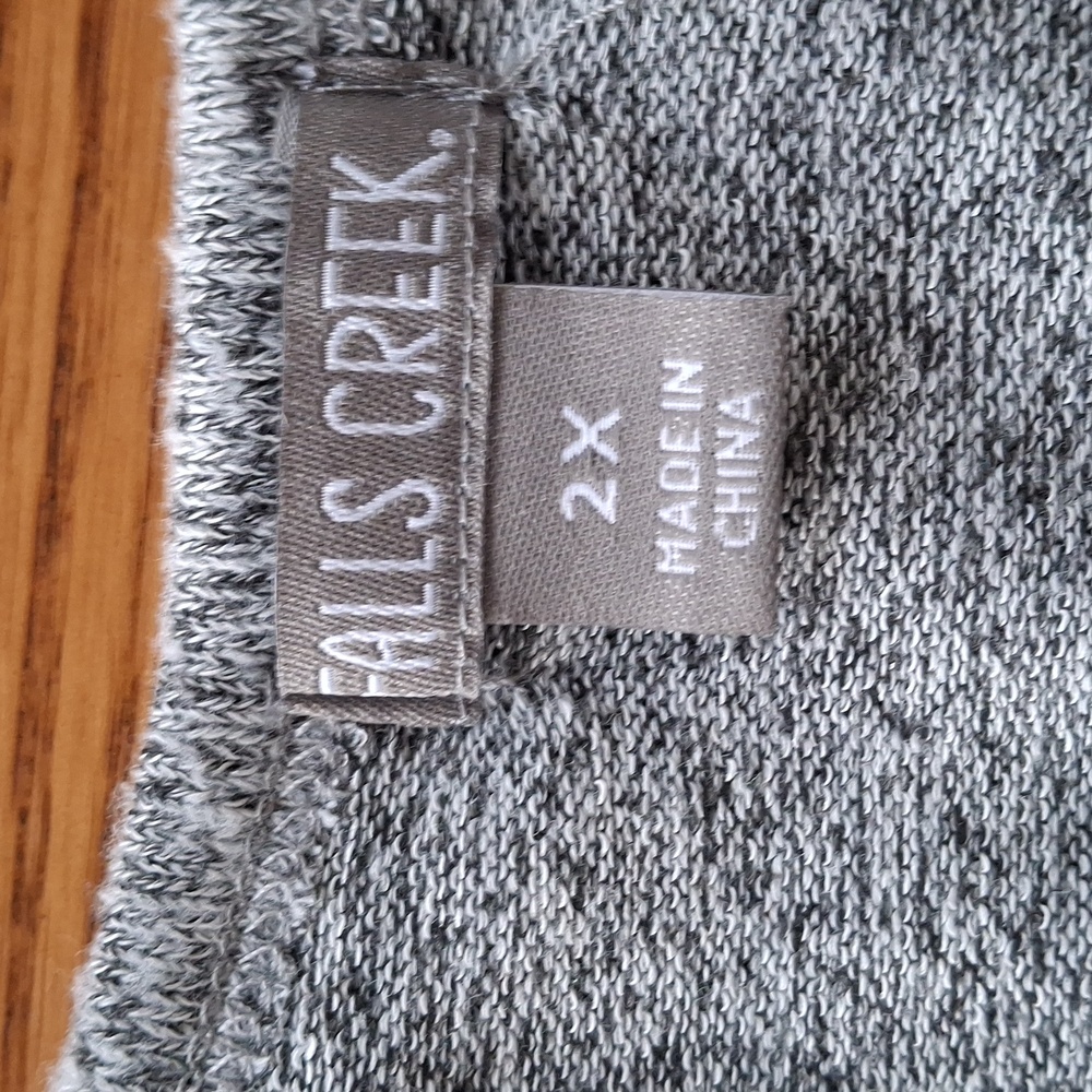 2X Falls Creek Gray Sweater with Sparkly Snowflake - Picture 4 of 5
